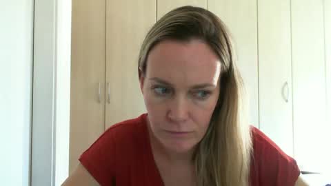 Snapshot of crazyanny chatting on February 19, 12:33 pm Anny online show from February 19, 12:33 pm