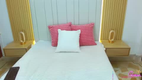 Sara online show from January 9, 1:59 pm