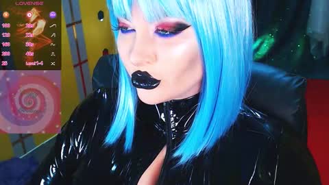 Roxy online show from November 2, 2:31 pm