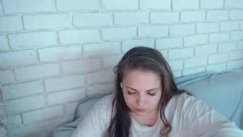 Crazyy Girl  online show from February 18, 6:51 pm