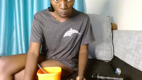 Snapshot of creamypro_ chatting on January 12, 7:43 am Taurus04 online show from January 12, 7:43 am