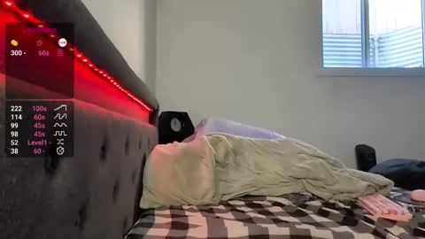 Creature N Critter online show from September 21, 9:24 pm