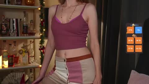 Quinn de la Creme online show from December 5, 7:04 pm