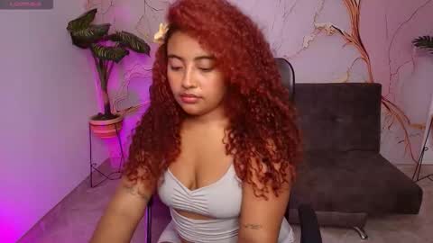 crespa_latin_ online show from December 20, 3:10 am