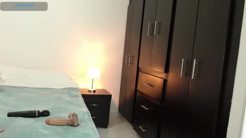 CRISSTI CUTE online show from November 15, 6:14 am