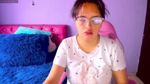 Snapshot of cristaln07 chatting on February 26, 12:16 pm Natis online show from February 26, 12:16 pm