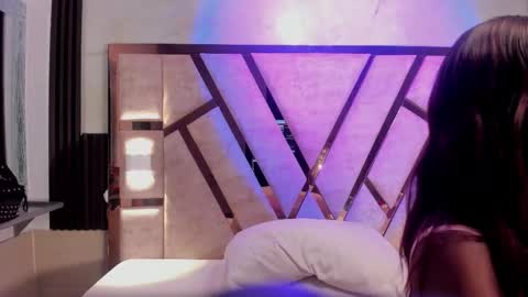 cristin  online show from March 25, 7:06 pm