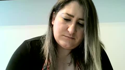 cristina20021991 online show from March 31, 6:41 pm