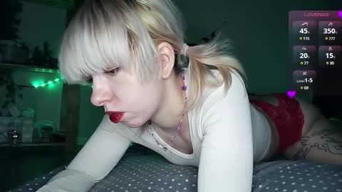 Snapshot of cruellagoth chatting on February 10, 3:21 pm Cruella online show from February 10, 3:21 pm