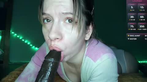 Snapshot of cruellagoth chatting on September 19, 12:31 am Cruella online show from September 19, 12:31 am