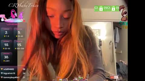 crybabytoken online show from December 21, 11:41 pm