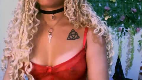 crysrus online show from November 3, 12:14 am