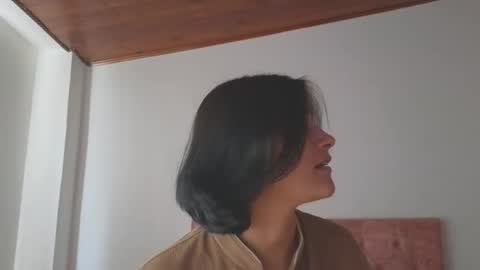 Snapshot of crystal_starx chatting on October 14, 4:09 pm Crystal Blaze online show from October 14, 4:09 pm
