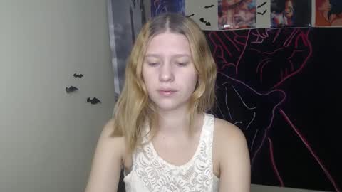 Stella online show from November 25, 7:21 am