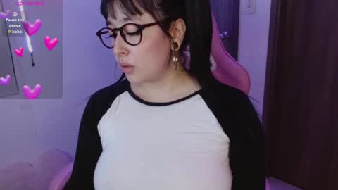 Olivia  online show from March 9, 11:35 pm