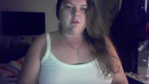 Snapshot of crystalizzzee chatting on October 20, 2:14 am Herekittykitty69 online show from October 20, 2:14 am