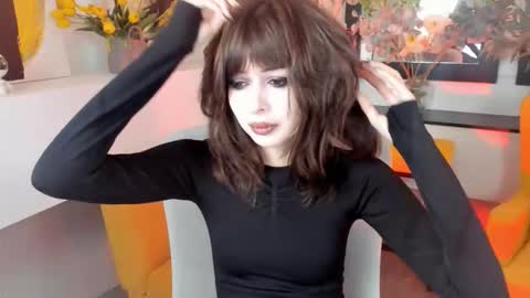 Snapshot of crystallbloom chatting on October 20, 4:26 am crystallbloom online show from October 20, 4:26 am