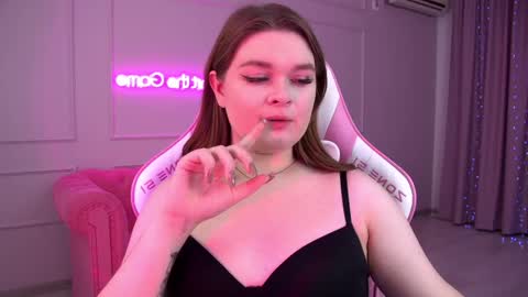 Crystal online show from March 9, 4:11 pm