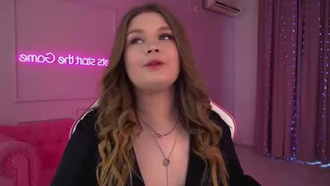 Crystal online show from March 5, 7:04 am