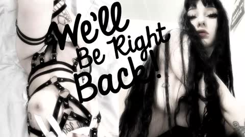 Sasha    Make me moan with patterns   good music here  online show from February 9, 4:53 pm