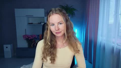 Snapshot of cuddle_kitten chatting on October 13, 1:58 pm Alexia online show from October 13, 1:58 pm
