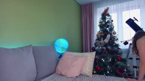 Snapshot of cuddle_kitten chatting on December 28, 7:33 am Alexia online show from December 28, 7:33 am