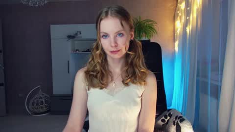 Snapshot of cuddle_kitten chatting on March 2, 3:09 pm Alexia online show from March 2, 3:09 pm