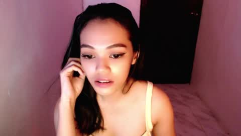 cuddlepunk_bubble online show from May 23, 6:17 pm