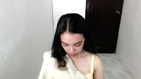 cuddlepunk_bubble online show from May 12, 4:57 pm