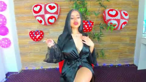 cupcake_izzy online show from February 18, 5:39 am