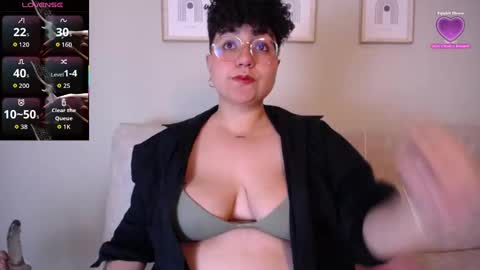 Bruna  online show from October 3, 3:00 am
