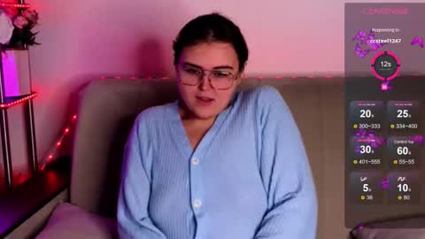 Jane  online show from November 12, 7:06 am