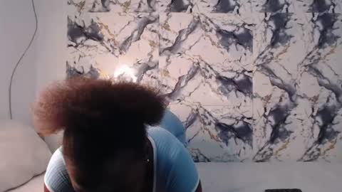 curvyj255 online show from July 11, 7:47 pm