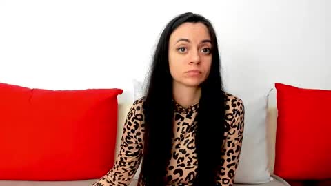 Snapshot of cute_angel95 chatting on March 4, 7:01 pm cute_angel95 online show from March 4, 7:01 pm