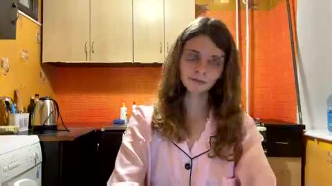 cute_kitte online show from December 26, 9:15 pm