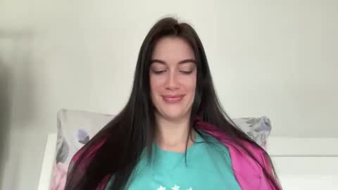 cute_kriss94 online show from April 23, 1:57 pm