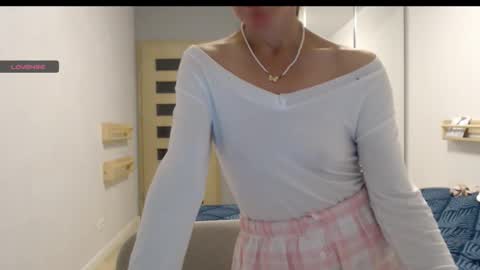 cute_lion_ online show from October 4, 4:44 pm