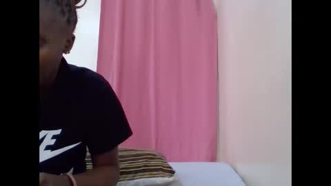 Snapshot of cute_lizah chatting on March 3, 8:43 am cute_lizah online show from March 3, 8:43 am