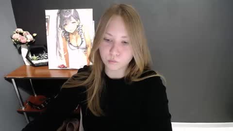 Snapshot of cute_minx chatting on September 26, 7:39 am Veronica online show from September 26, 7:39 am