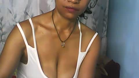 murielle online show from February 16, 12:43 pm