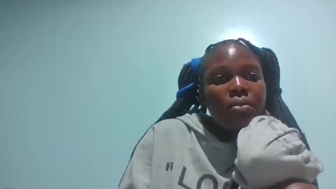 cute_roxie online show from February 14, 11:53 pm