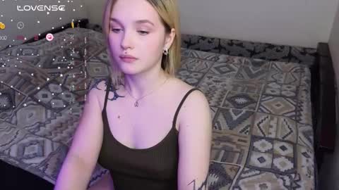 Sue online show from February 20, 5:14 pm