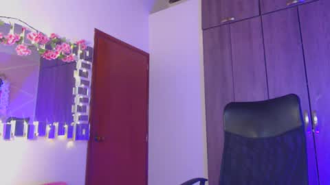 Snapshot of cuteflame_ chatting on September 27, 9:11 pm cuteflame_ online show from September 27, 9:11 pm