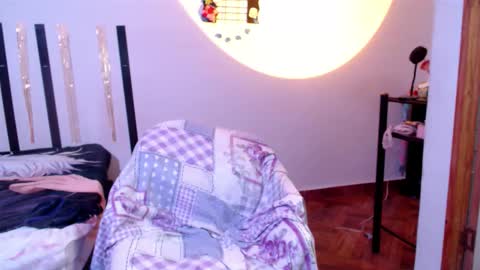 haome online show from March 6, 1:55 am