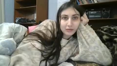 cutekattie online show from February 27, 5:40 am