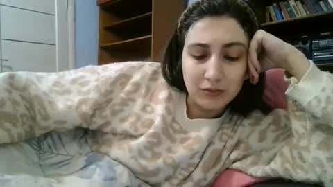 cutekattie online show from January 9, 7:13 am