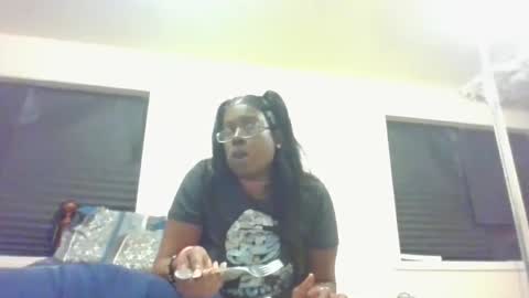 mary mack online show from October 13, 6:16 am