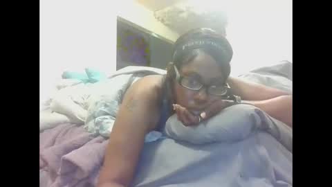 mary mack online show from May 2, 10:57 pm