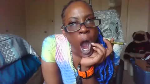 mary mack online show from February 15, 7:50 pm