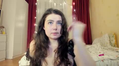 Pearl online show from October 14, 7:05 pm